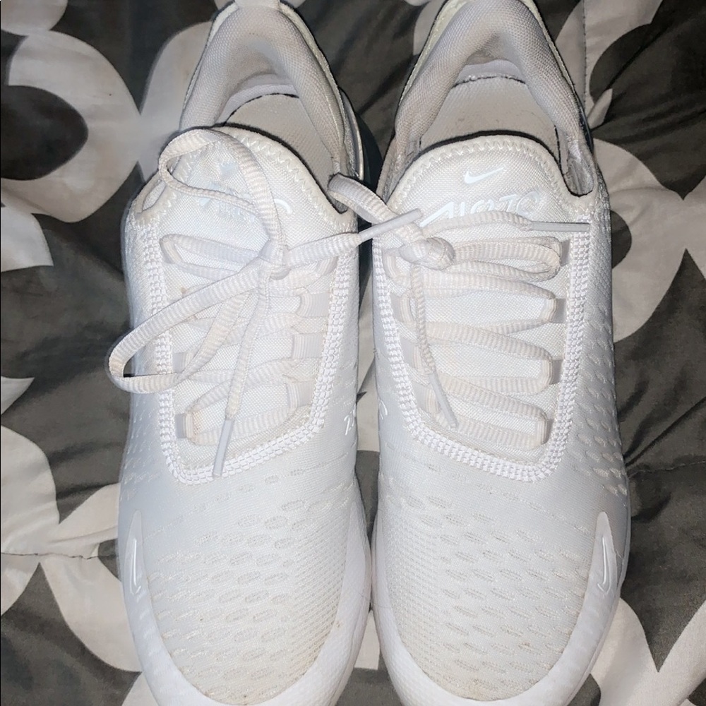 COPY - Nike 270